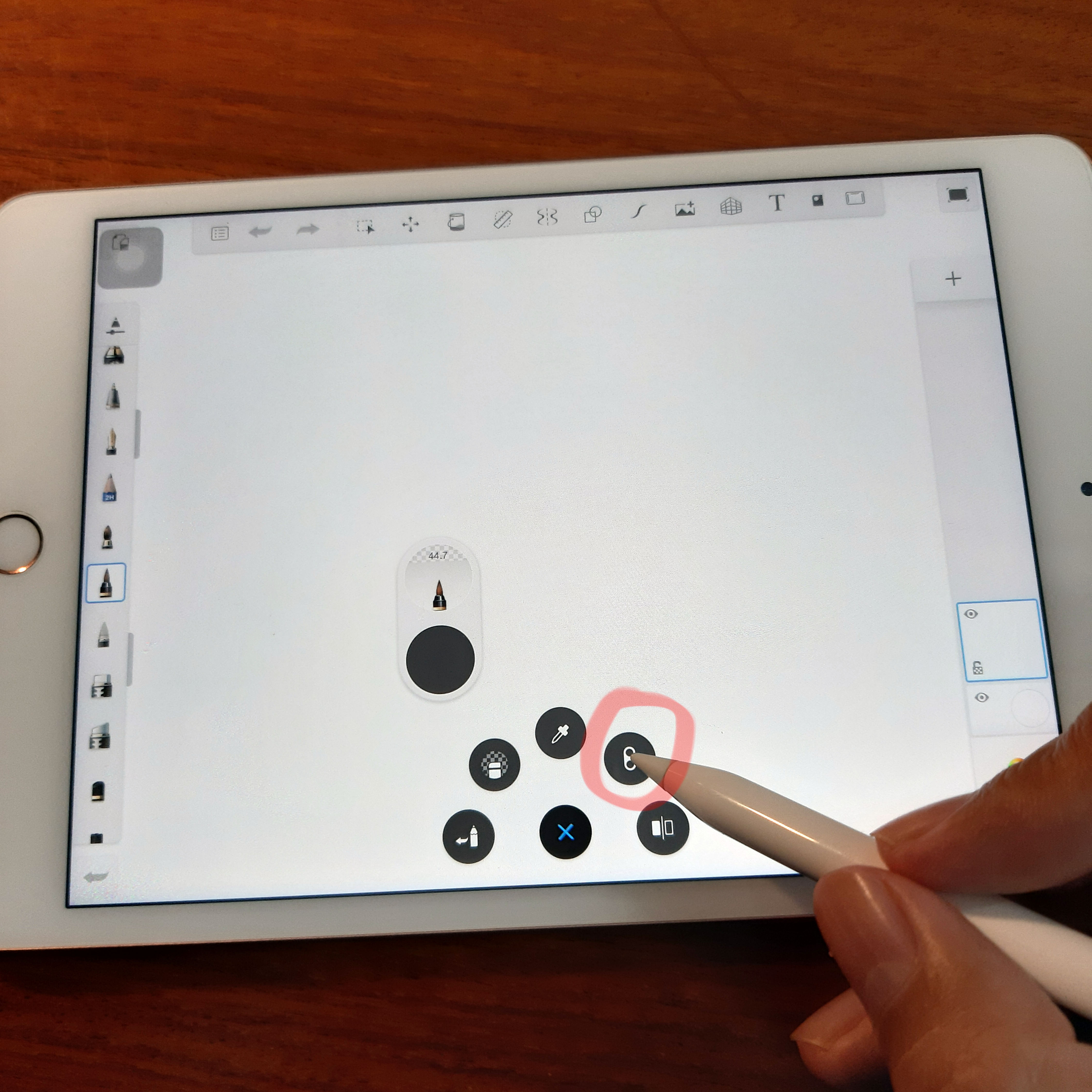 how to use sketchbook on ipad